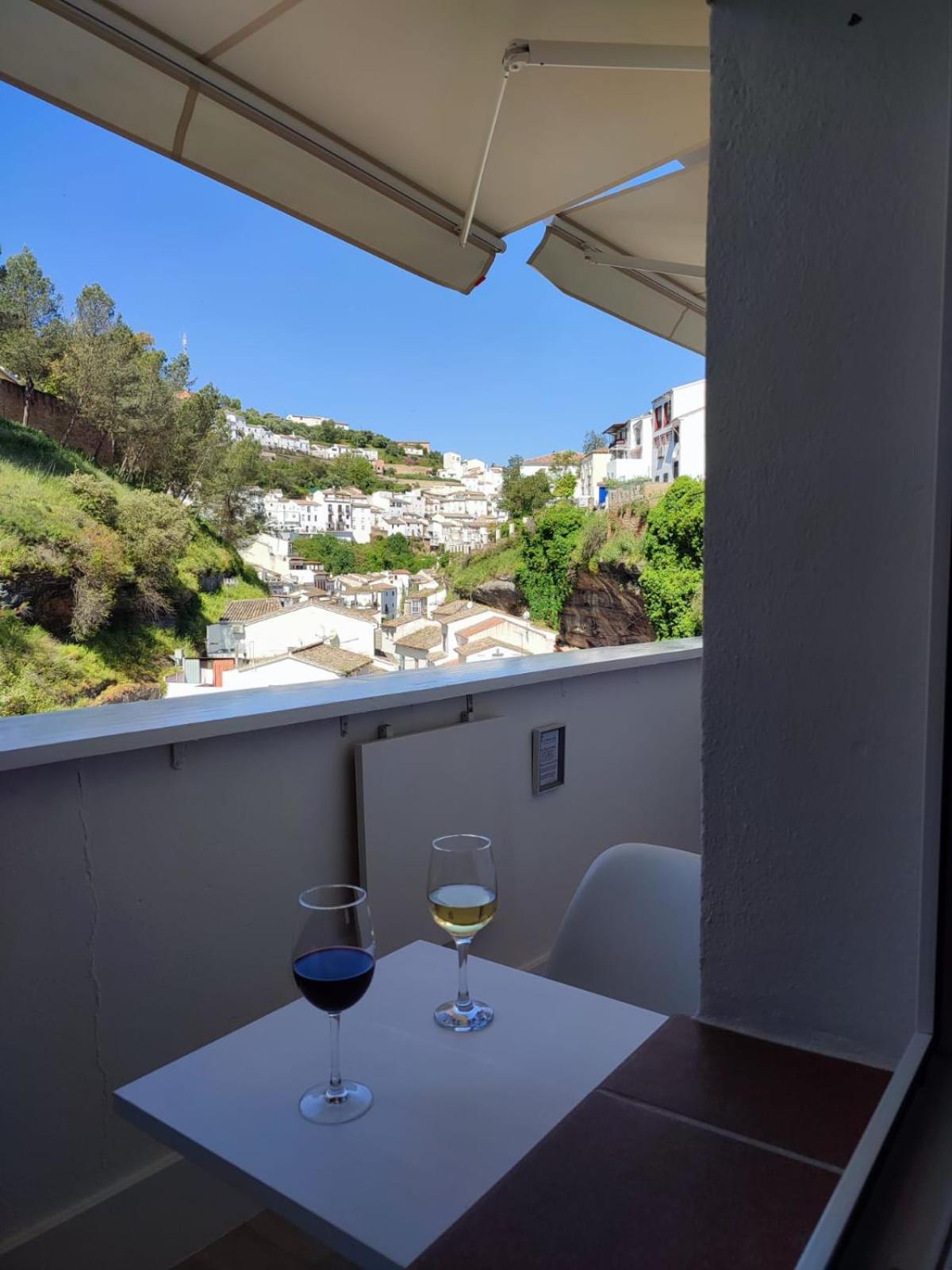 La Rosa Gris Apartment Setenil De Las Bodegas Bagian luar foto